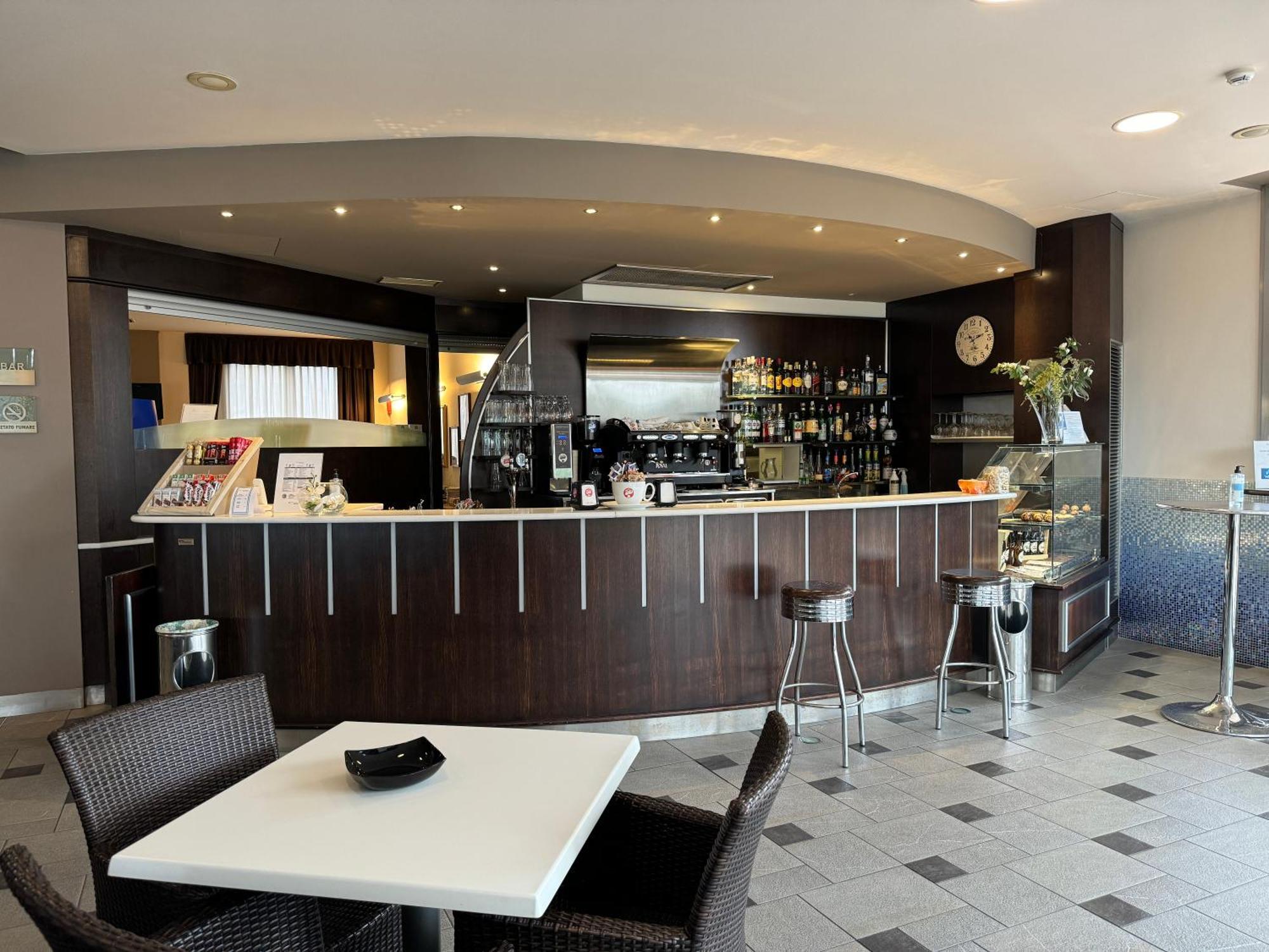 Euro Hotel Imola Exterior photo