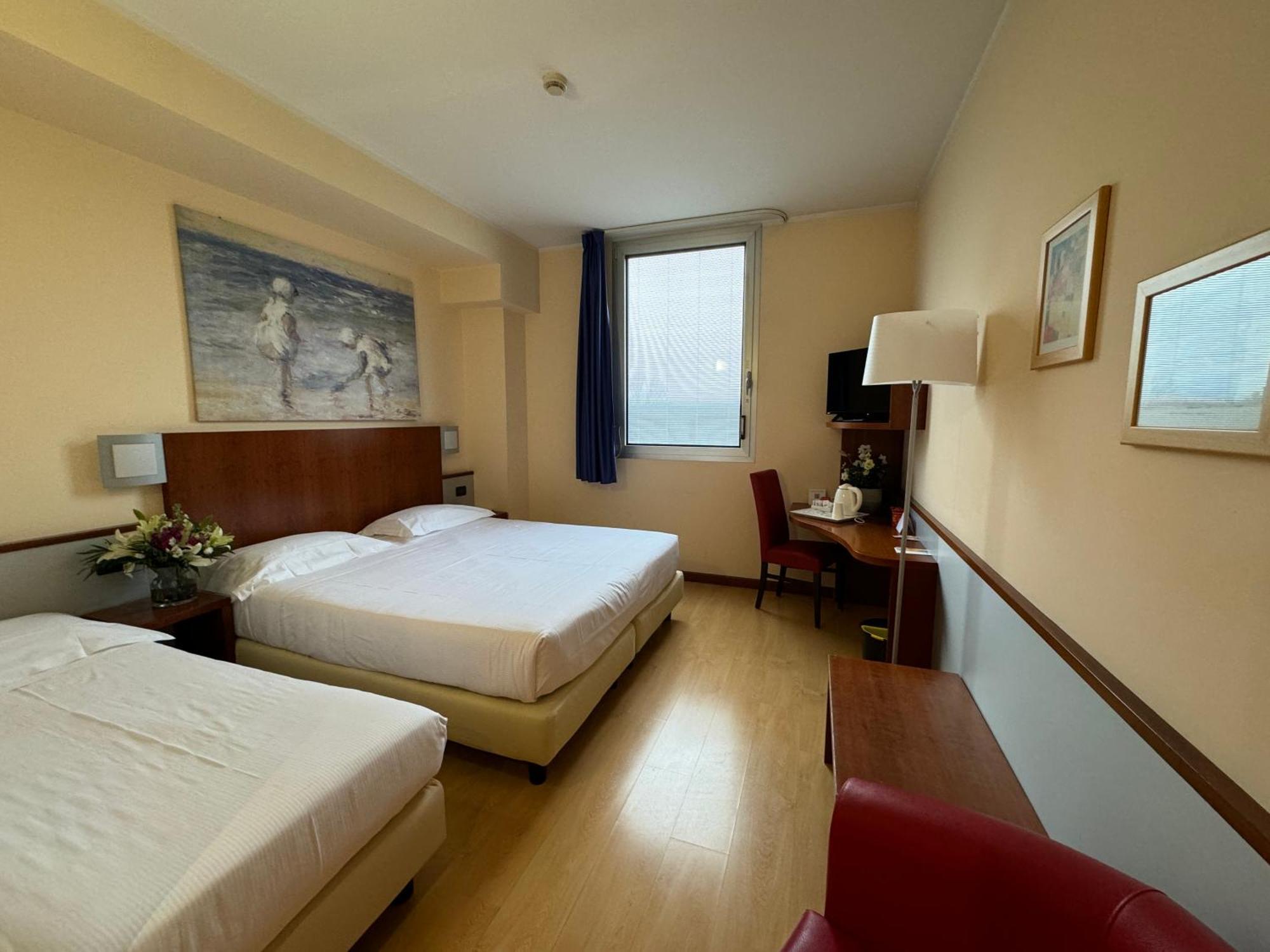 Euro Hotel Imola Exterior photo