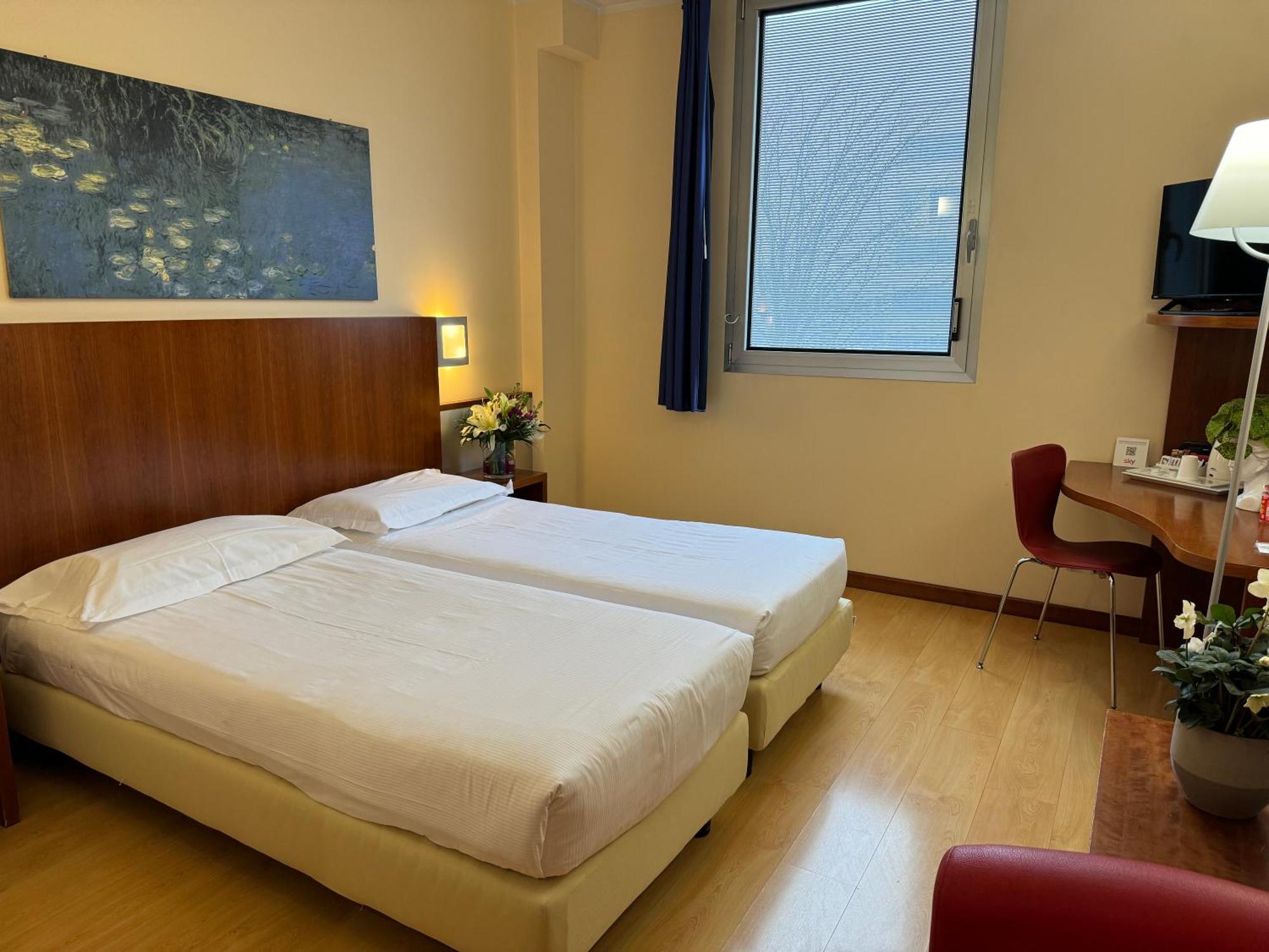 Euro Hotel Imola Exterior photo