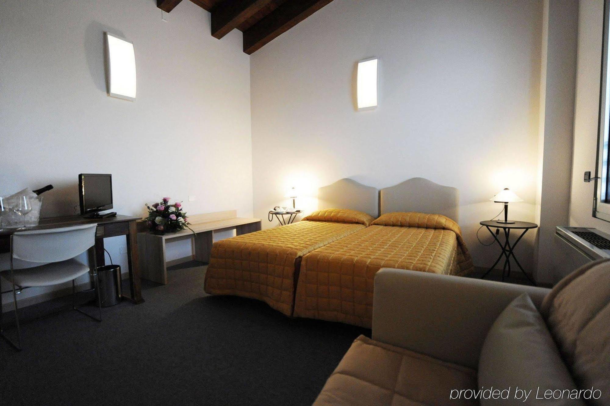 Euro Hotel Imola Exterior photo